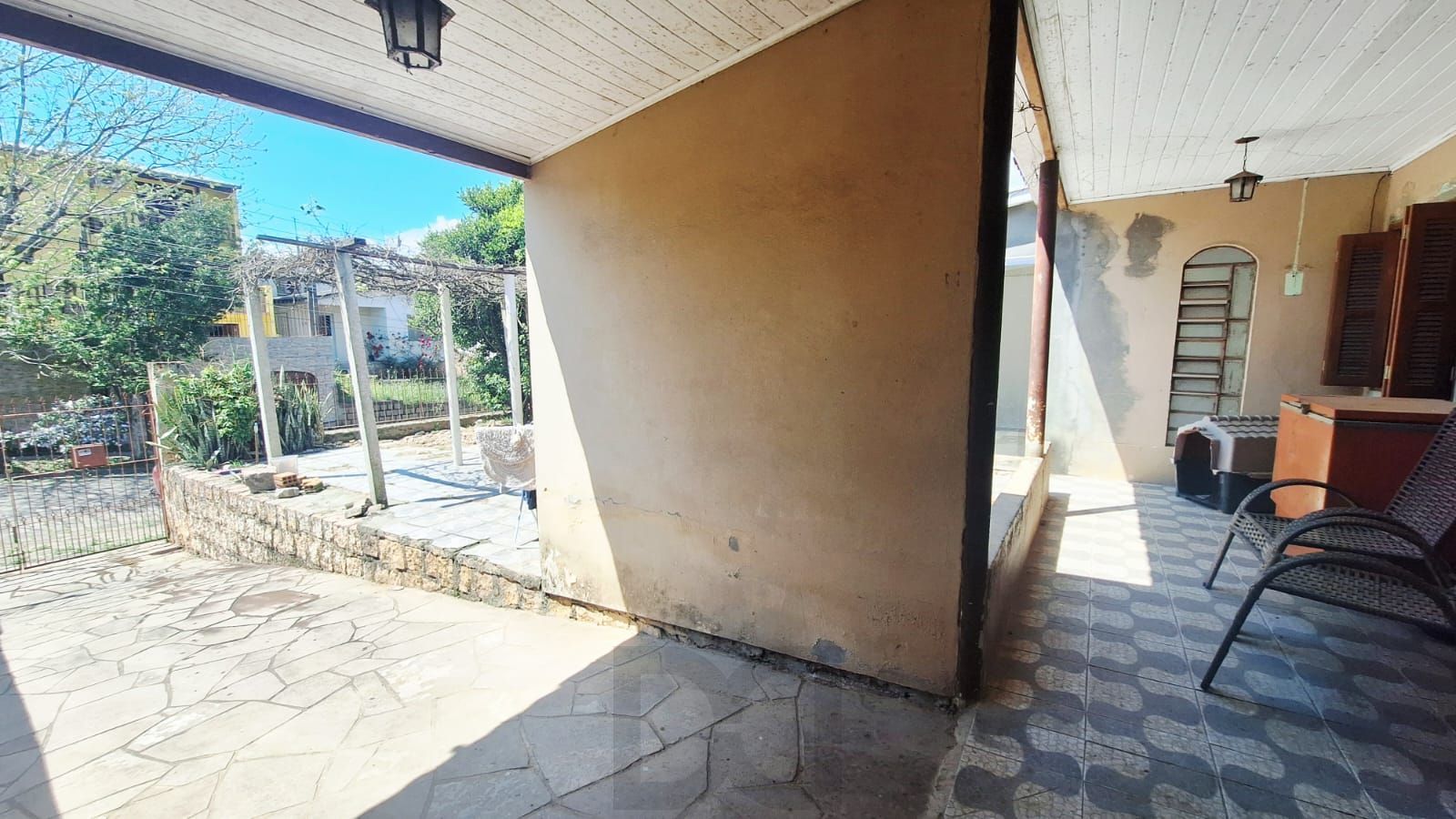 Se você procura uma casa com pátio e churrasqueira para receber sua família e amigos , aqui é seu lugar! — foto 14