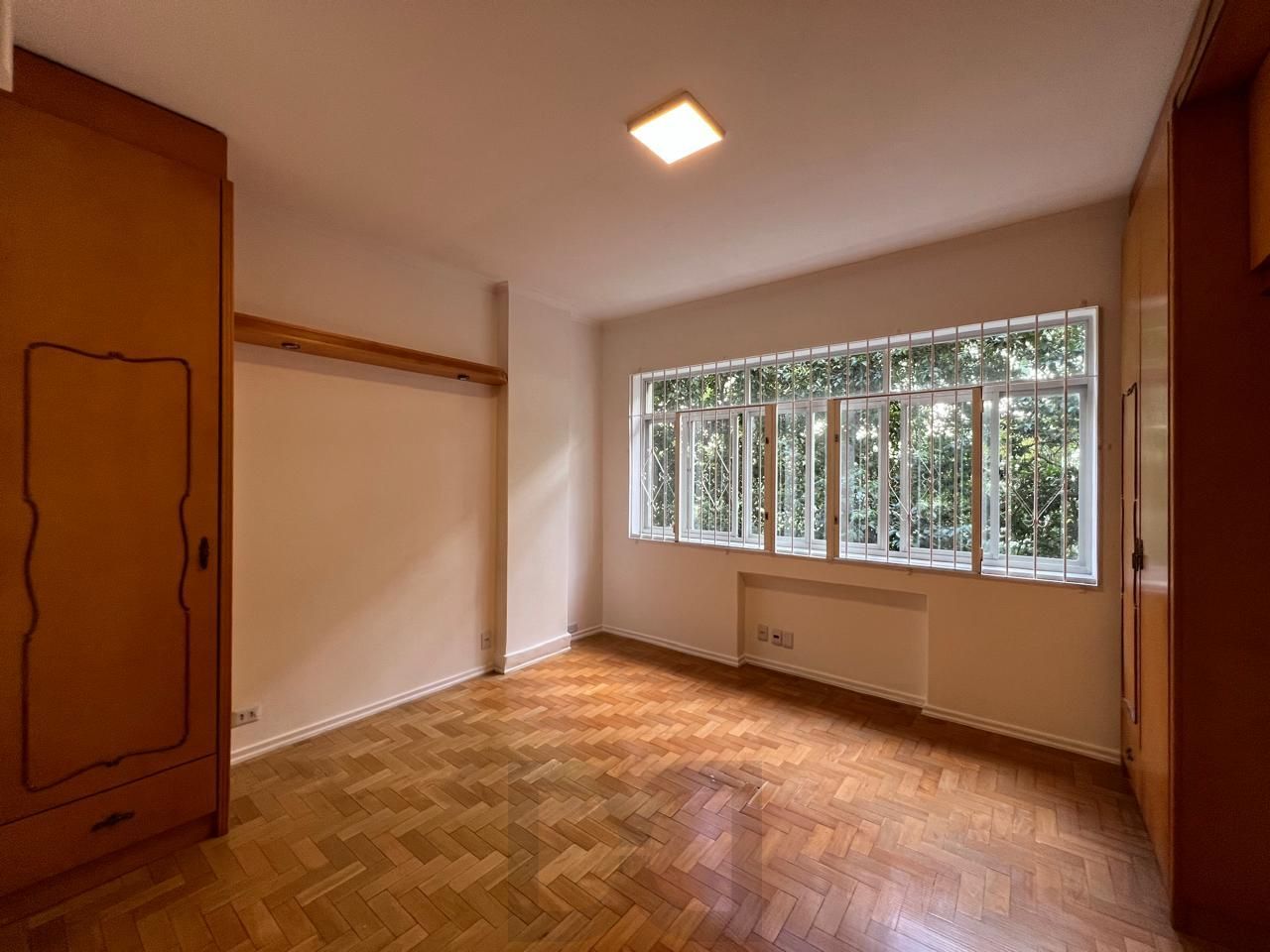 Apartamento amplo com 3 dormitórios,1 vaga, na Rua Duque de Caxias, Porto Alegre — foto 10