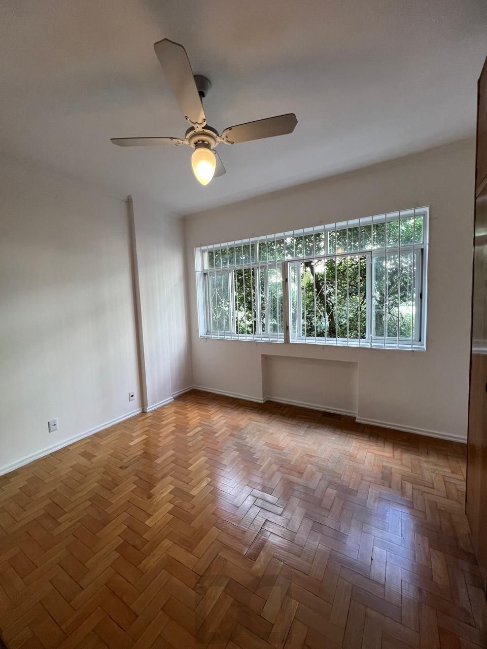 Apartamento amplo com 3 dormitórios,1 vaga, na Rua Duque de Caxias, Porto Alegre — foto 25
