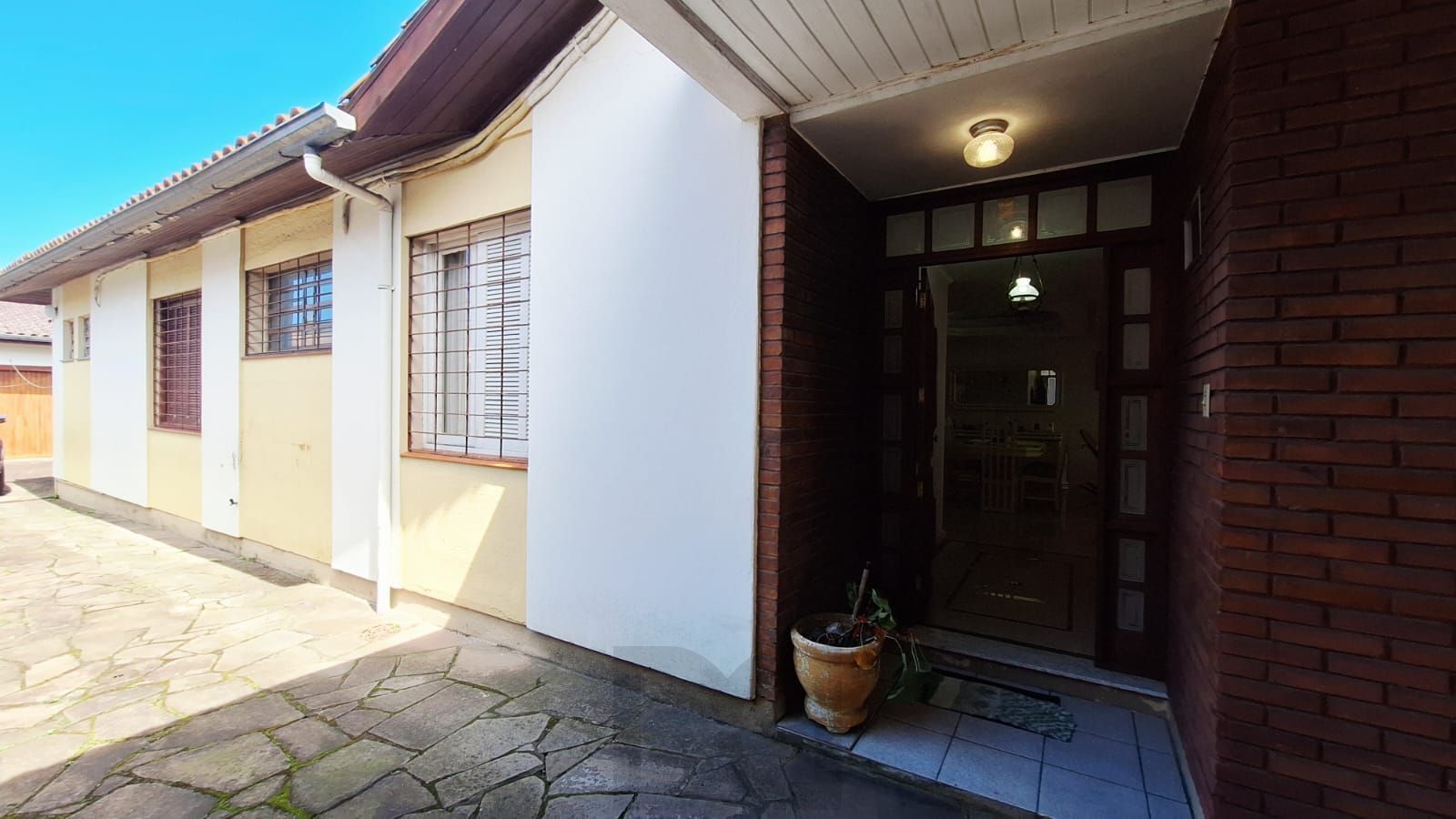Casa com 4 dormitórios, piscina, 4 vagas, no bairro Teresópolis, Porto Alegre,RS — foto 19