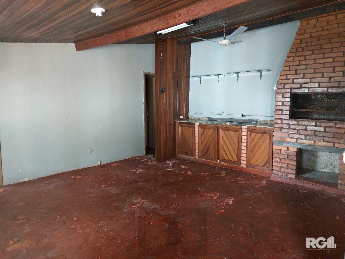 Casa com 3 dormitórios, sendo 1 suíte, 3 vagas, no bairro Nonoai, Porto Alegre, RS — foto 38