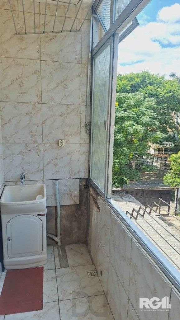 Apartamento com 3 dormitórios, 1 vaga coberta, no bairro Petrópolis, em Porto Alegre, RS — foto 10