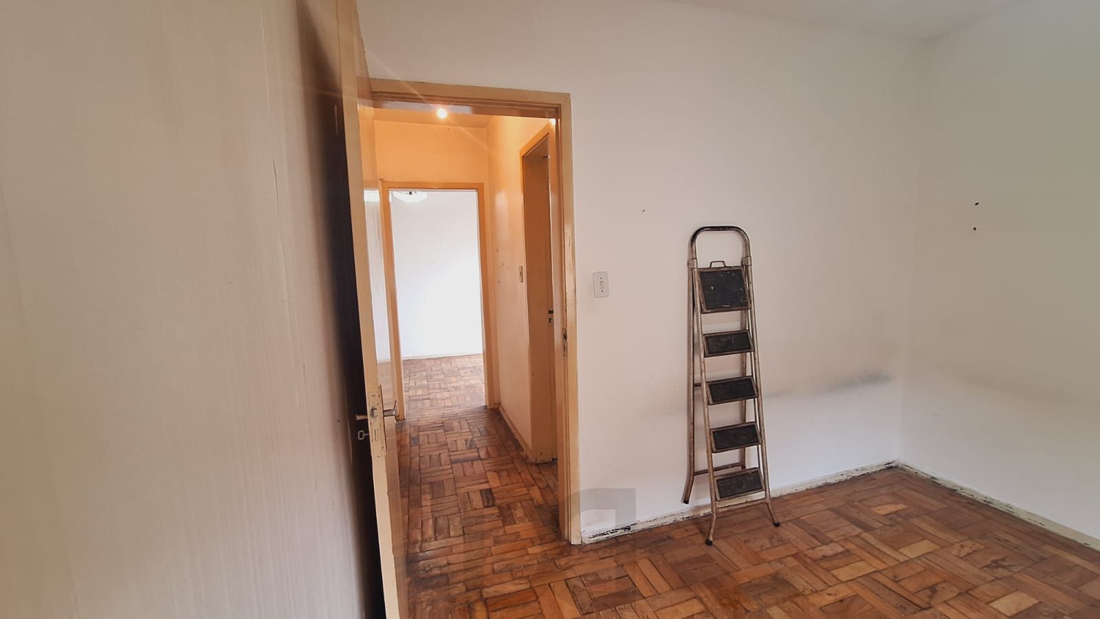 Apartamento de 2 dormitórios com vista permanente na Protásio Alves/POA-RS — foto 3