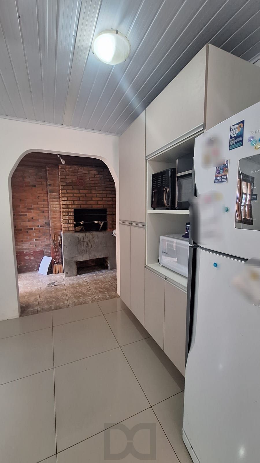 Se você procura uma casa com pátio e churrasqueira para receber sua família e amigos , aqui é seu lugar! — foto 8
