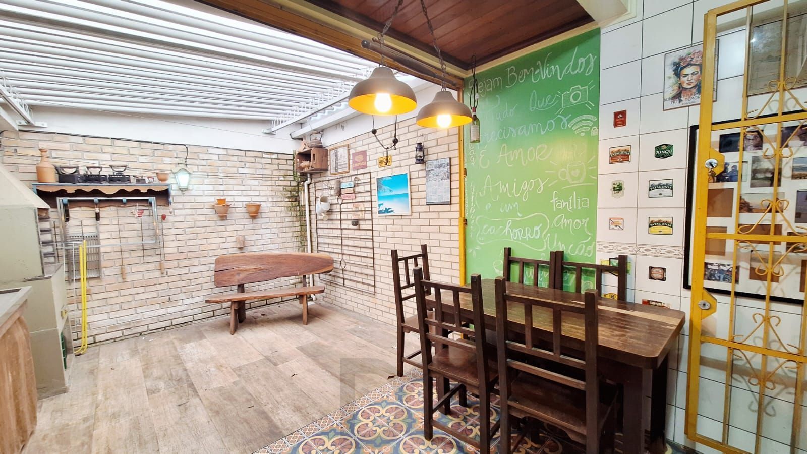 Casa em condomínio com 2 dormitórios, sótão e espaço com churrasqueira — foto 19