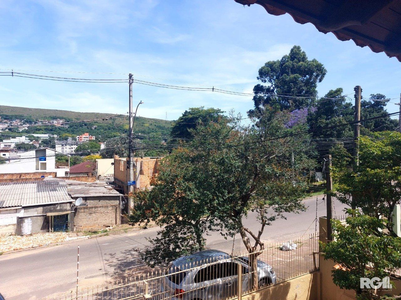 Casa com 3 dormitórios, sendo 1 suíte, 3 vagas, no bairro Nonoai, Porto Alegre, RS — foto 44