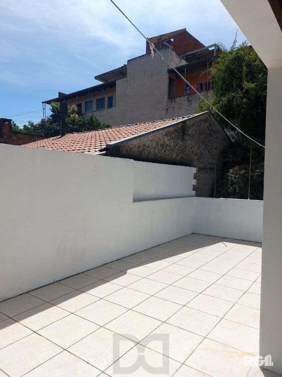 Casa com 3 dormitórios, sendo 1 suíte, 3 vagas, no bairro Nonoai, Porto Alegre, RS — foto 46