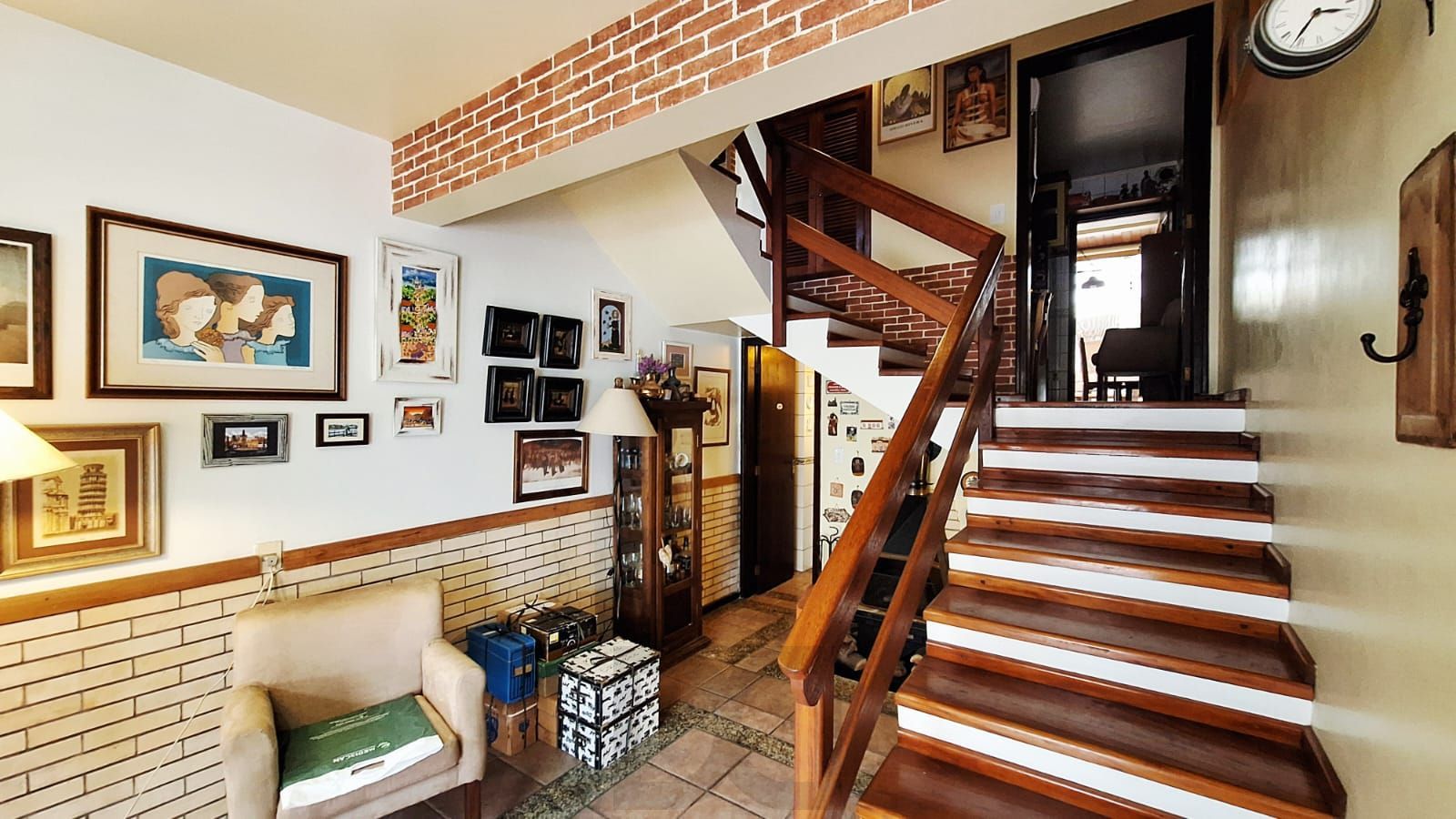 Casa em condomínio com 2 dormitórios, sótão e espaço com churrasqueira — foto 11