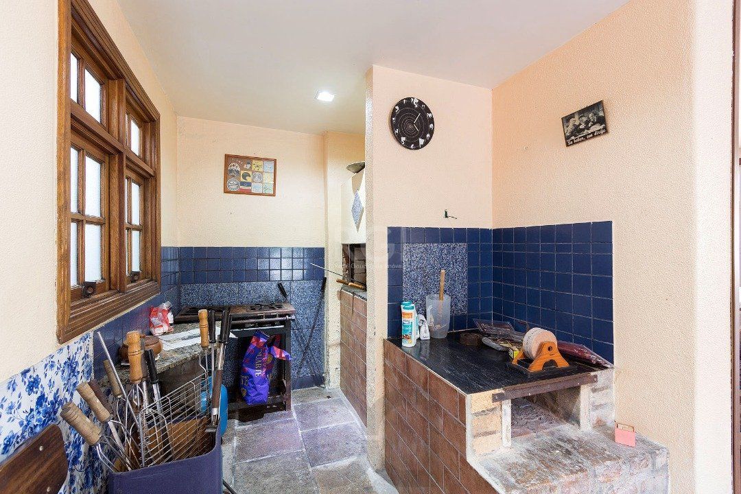 Casa para Venda - 320m², 5 dormitórios, sendo 2 suites, 3 vagas - Tristeza — foto 42