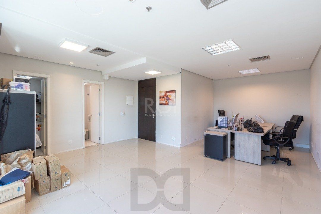 Conjunto/Sala para Venda - 210m², 0 dormitórios, 5 vagas - Cristal — foto 33