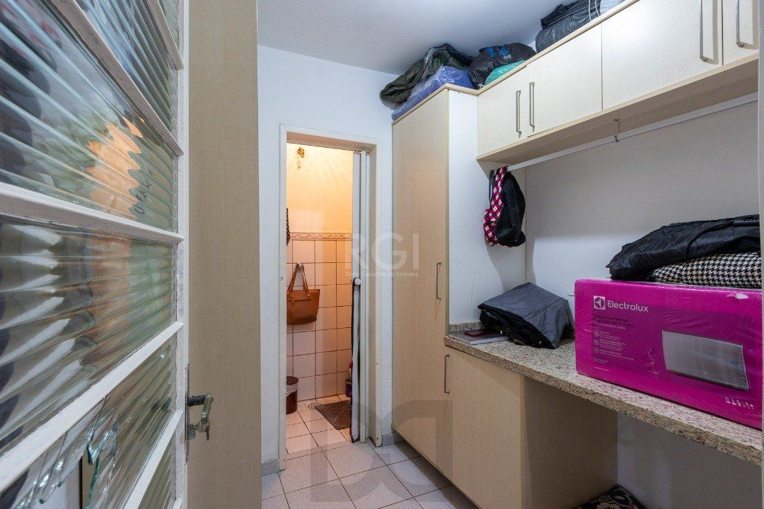 Casa Condominio para Venda - 300m², 4 dormitórios, sendo 2 suites, 2 vagas - Ipanema — foto 34