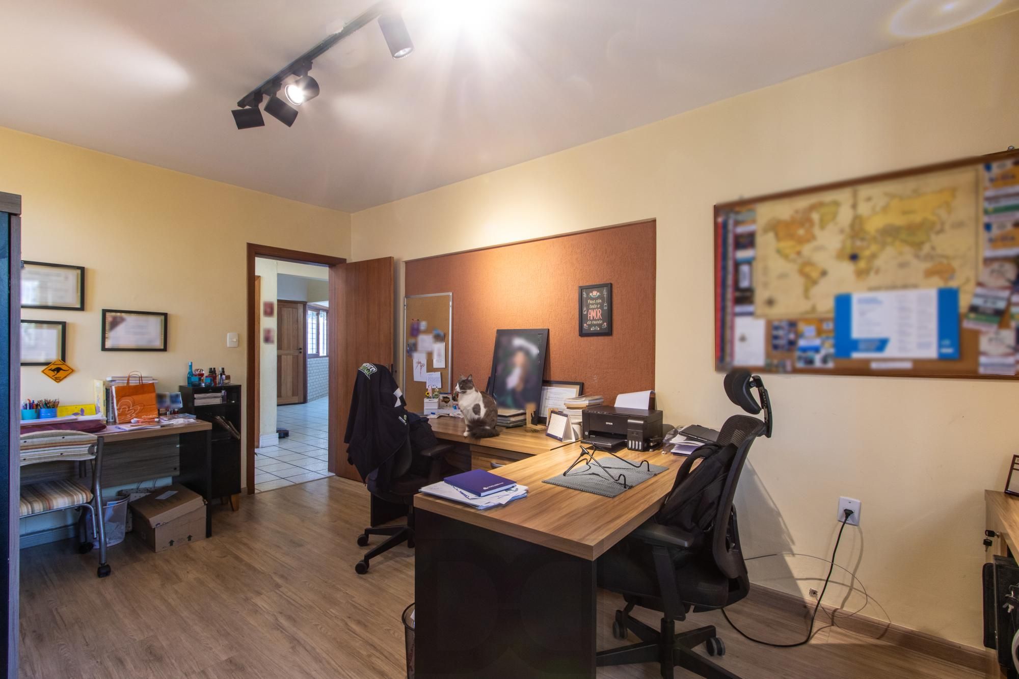 Casa para Venda - 255.68m², 4 dormitórios, sendo 1 suites, 2 vagas - Tristeza — foto 19