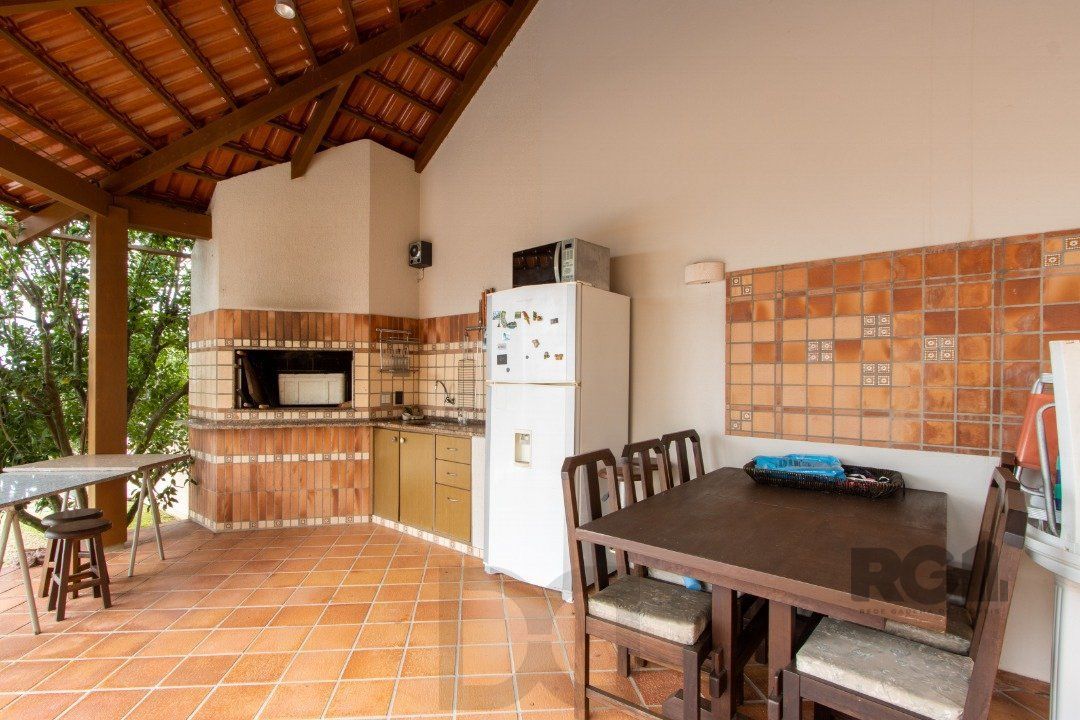 Casa para Venda com 4 dormitórios, sendo 2 suites e 4 vagas no bairro Jardim Isabel — foto 72