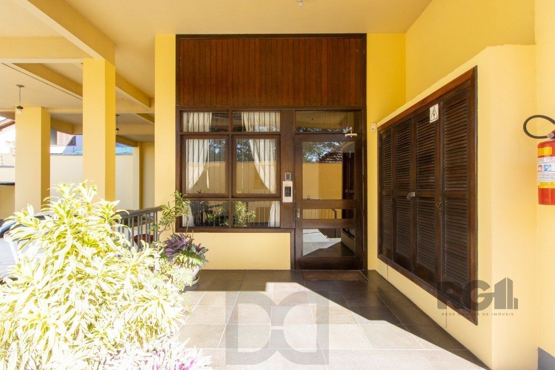 Apartamento Garden de 3 dormitórios, 1 suite e 1 vaga coberta no bairro Cristal. — foto 4