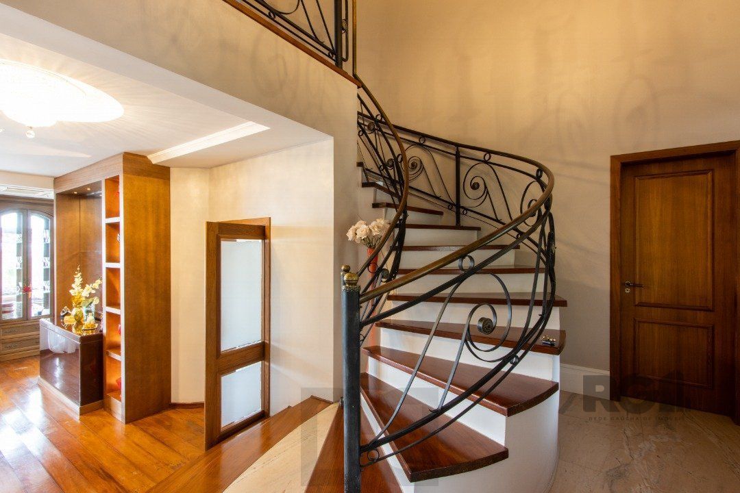 Casa para Venda com 4 dormitórios, sendo 2 suites e 4 vagas no bairro Jardim Isabel — foto 29