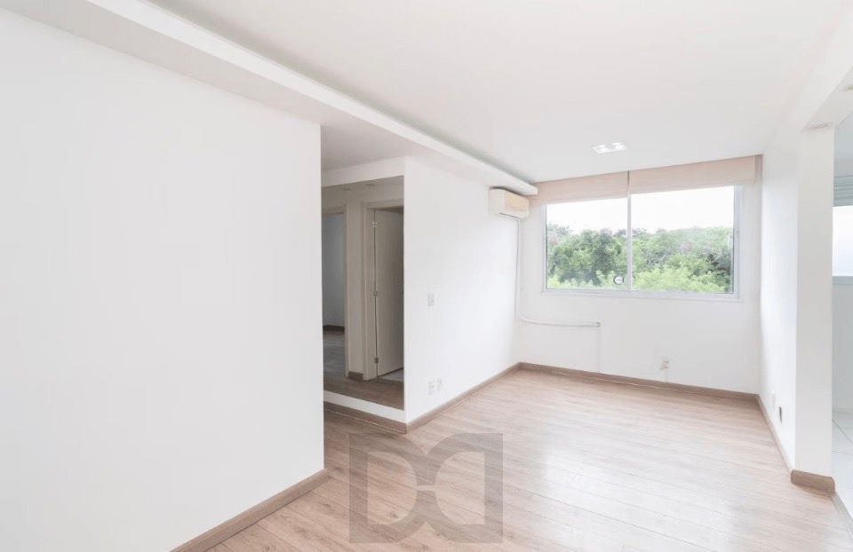 Apartamento de 3 dormitórios, 1 suíte e 1 vaga escriturada no bairro Ipanema. — foto 2