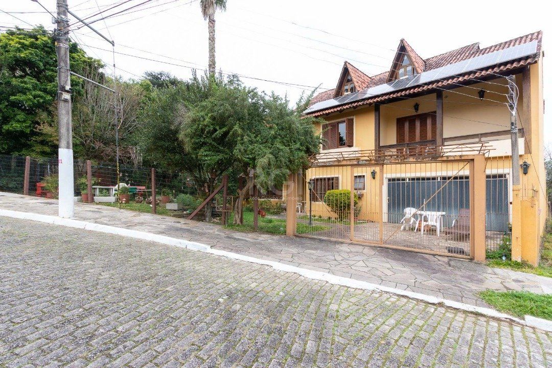 Casa Condominio para Venda - 386m², 3 dormitórios, sendo 2 suites, 2 vagas - Espirito Santo — foto 1