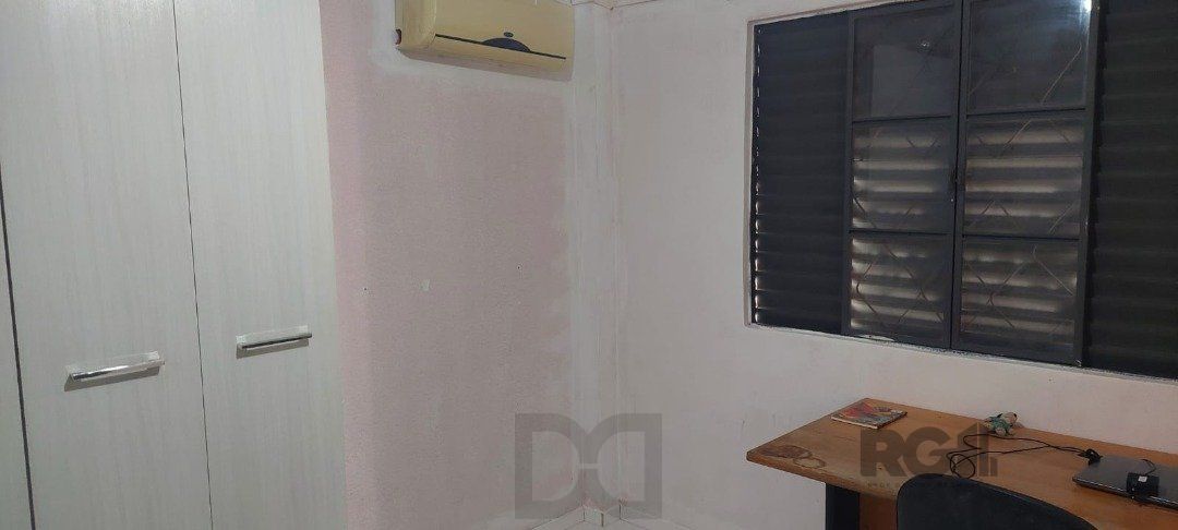 CASA COM EXTENSO PÁTIO NO CAMAQUÃ — foto 18