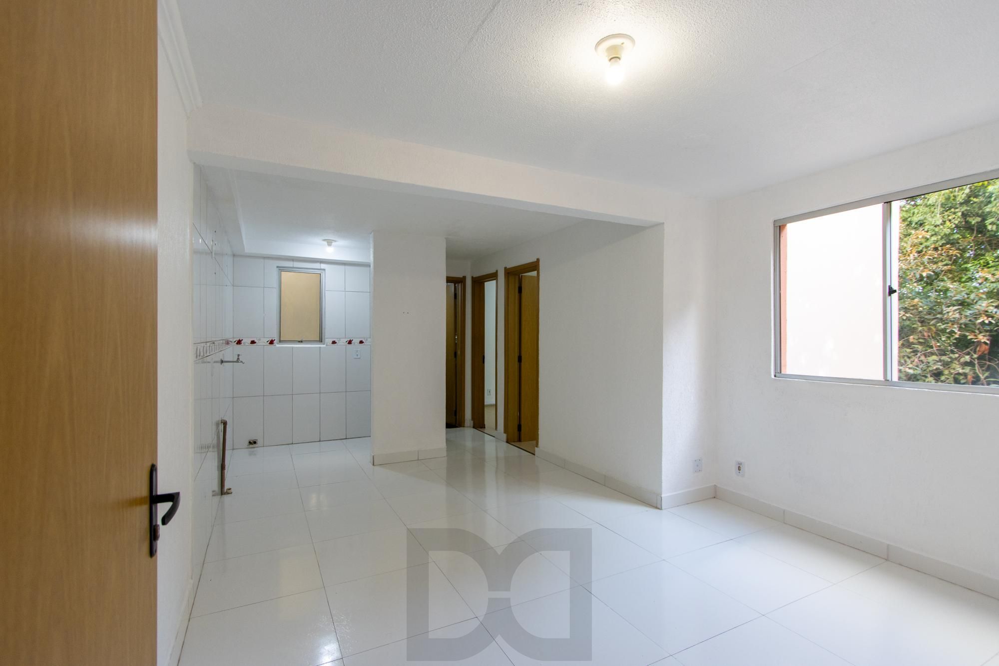 Apartamento reformado, 2 dormitórios, 1 vaga — foto 1