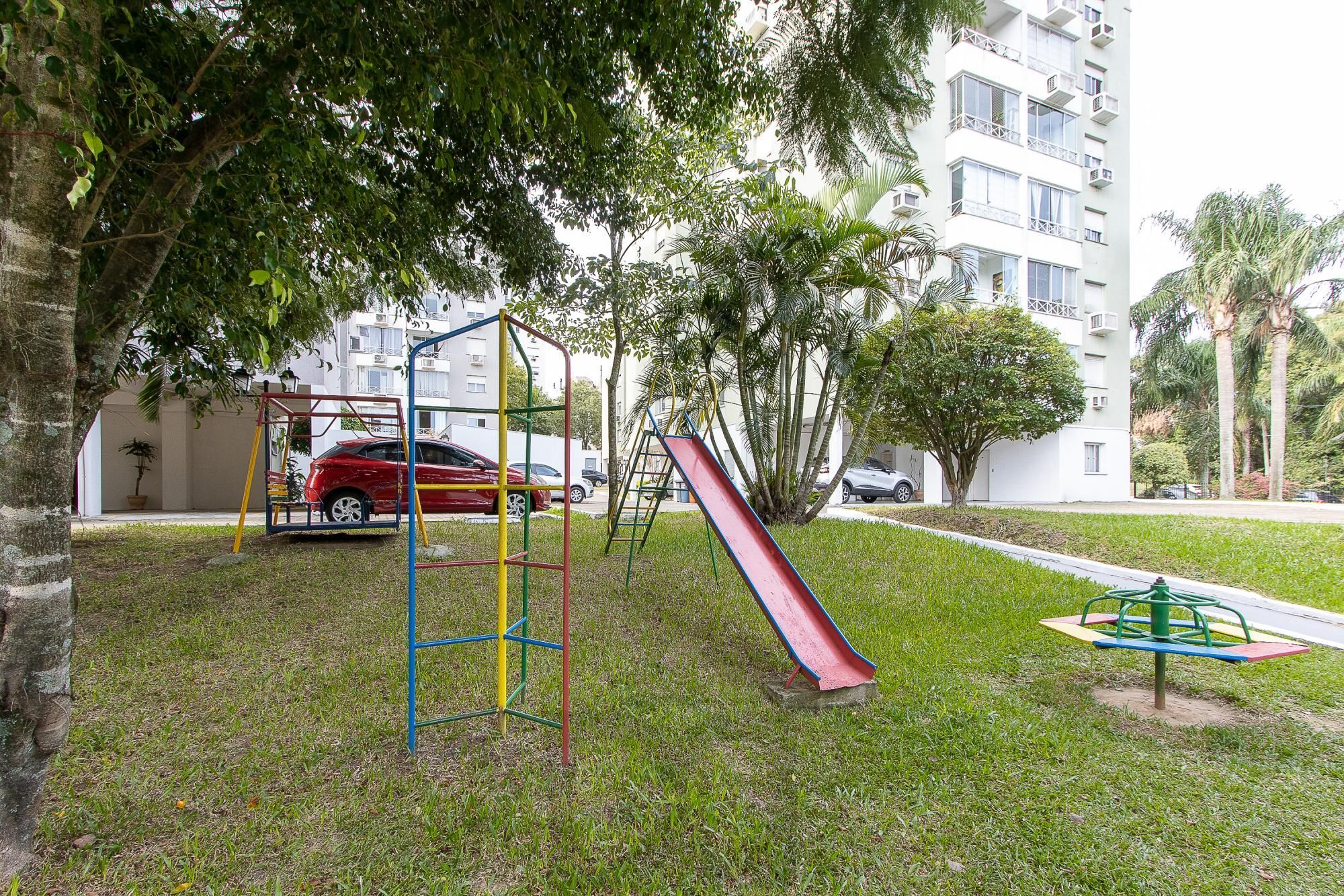 Apartamento 3 quartos, 1 vaga coberta, escriturada, condomínio com infra - Bairro Cristal — foto 48