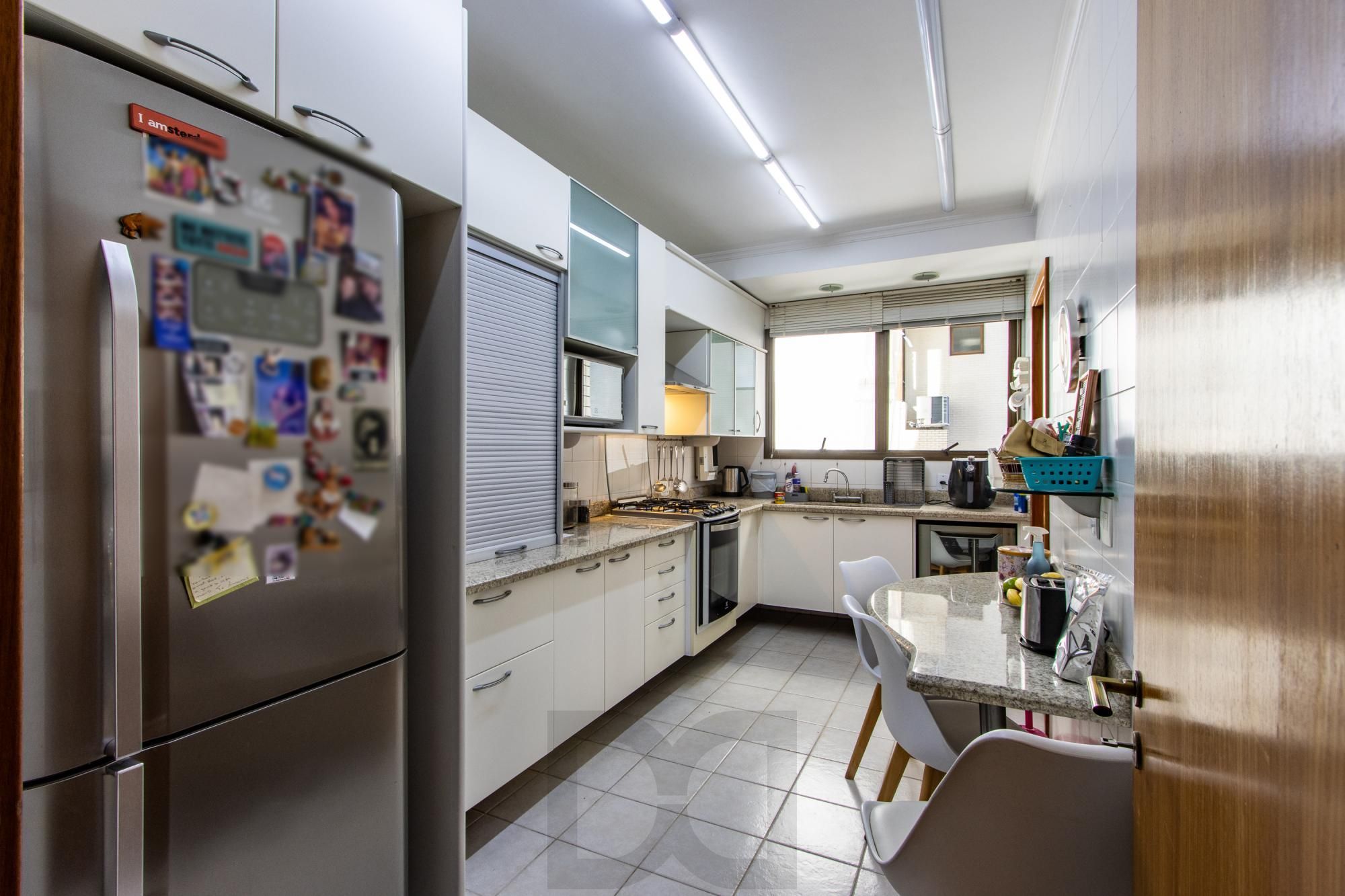 Apartamento 3 dormitórios no Mont Serrat — foto 18