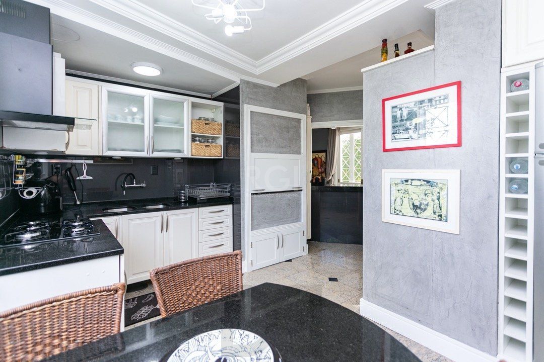 Casa para Venda - 288.88m², 3 dormitórios, sendo 3 suites, 4 vagas - Vila Conceição — foto 2