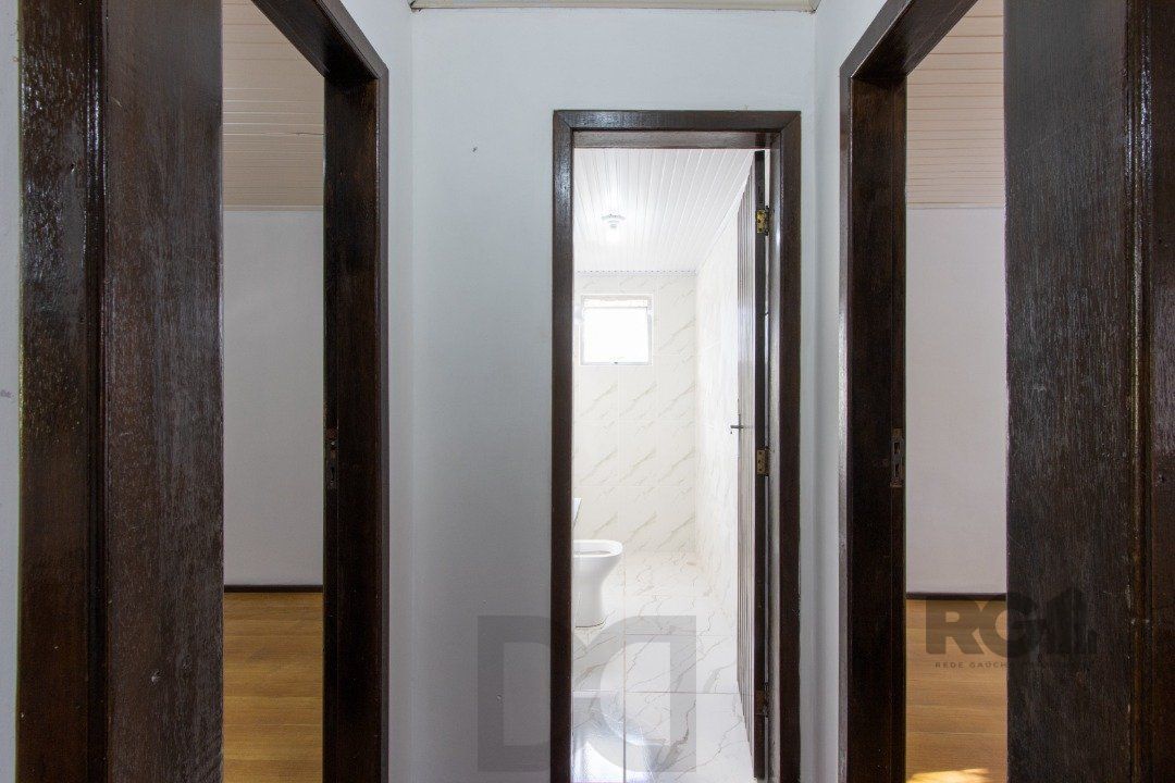 Casa para Venda - 200m², 3 dormitórios, 2 vagas - Cavalhada — foto 11