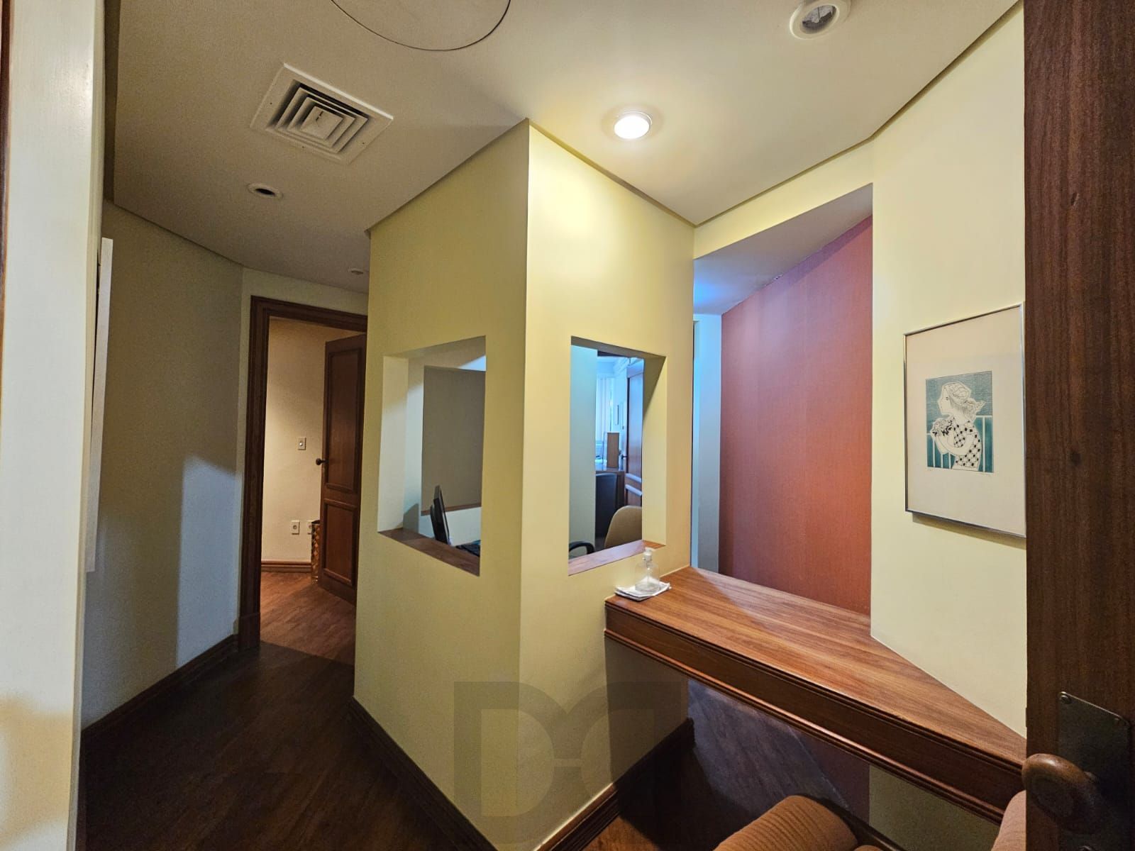 Sala comercial a 1 quadra do Parcão — foto 6