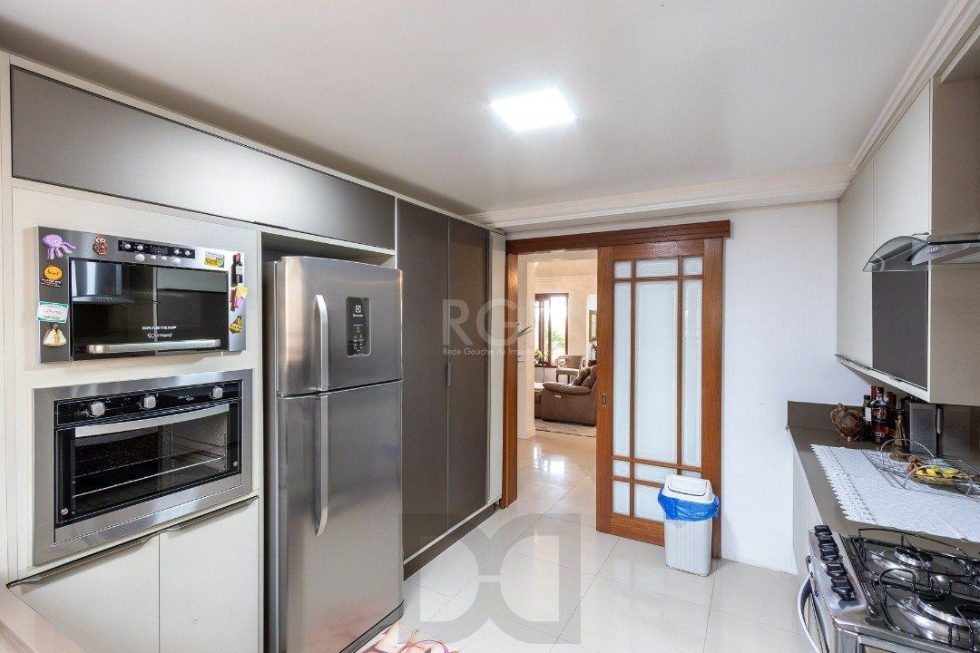 Casa para Venda - 293.76m², 3 dormitórios, sendo 1 suites, 6 vagas - Guarujá — foto 14