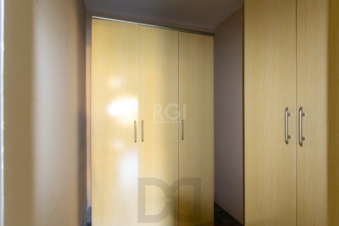 Casa para Venda - 244m², 3 dormitórios, sendo 1 suites, 2 vagas - Guarujá — foto 24