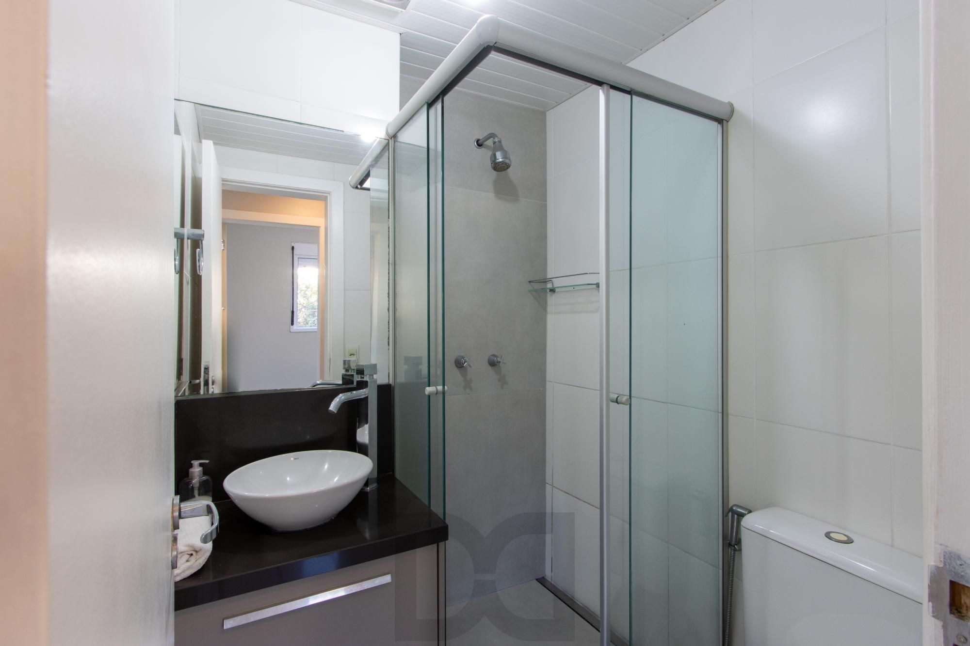 Apartamento de 2 dormitórios, para venda no bairro Teresópolis. — foto 19