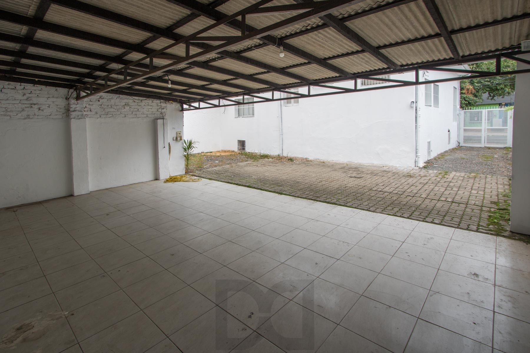 Casa comercial com aproximadamente 157m² privativos — foto 22