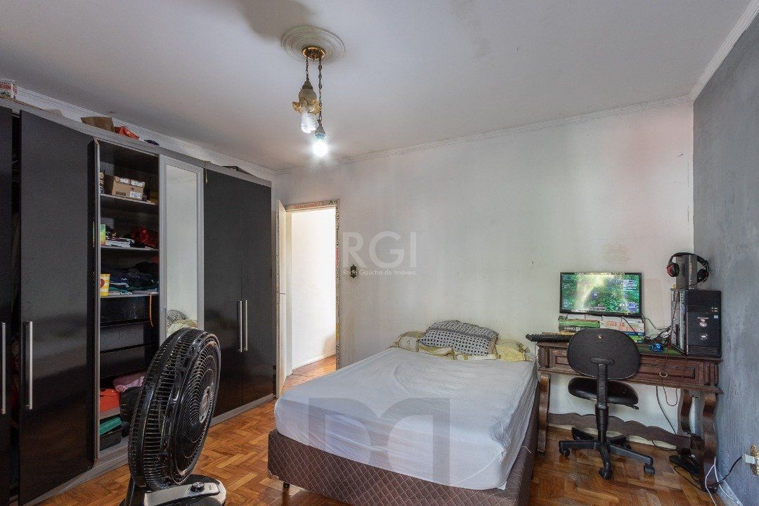 Casa para Venda - 280m², 3 dormitórios, sendo 1 suites, 2 vagas - Nonoai — foto 42