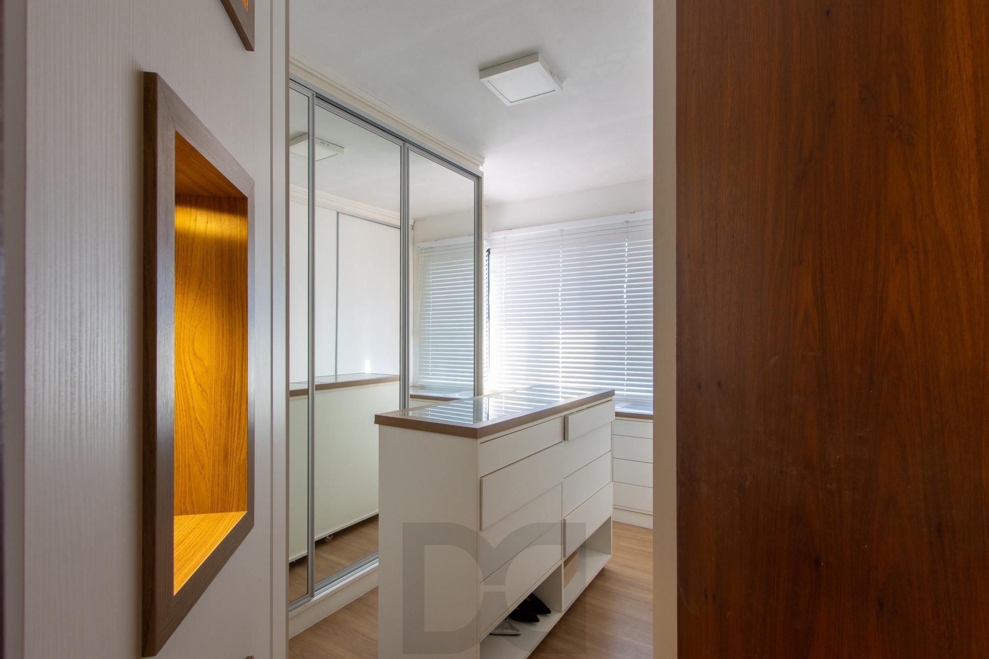 Excelente Casa em Condominio Fechado com 440,60m Dormitórios, sendo 2 Suítess — foto 57