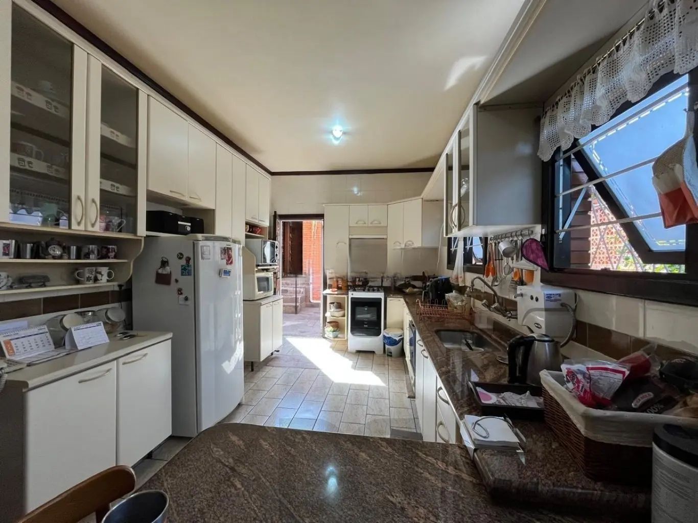 Casa com 4 quartos e 2 lareiras no bairro Belém Velho — foto 13