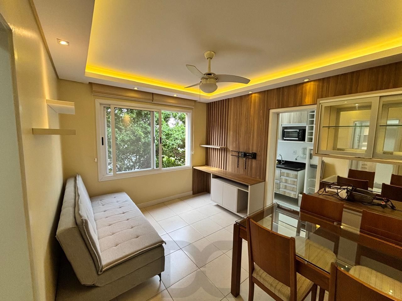 Apartamento mobiliado e reformado . — foto 3