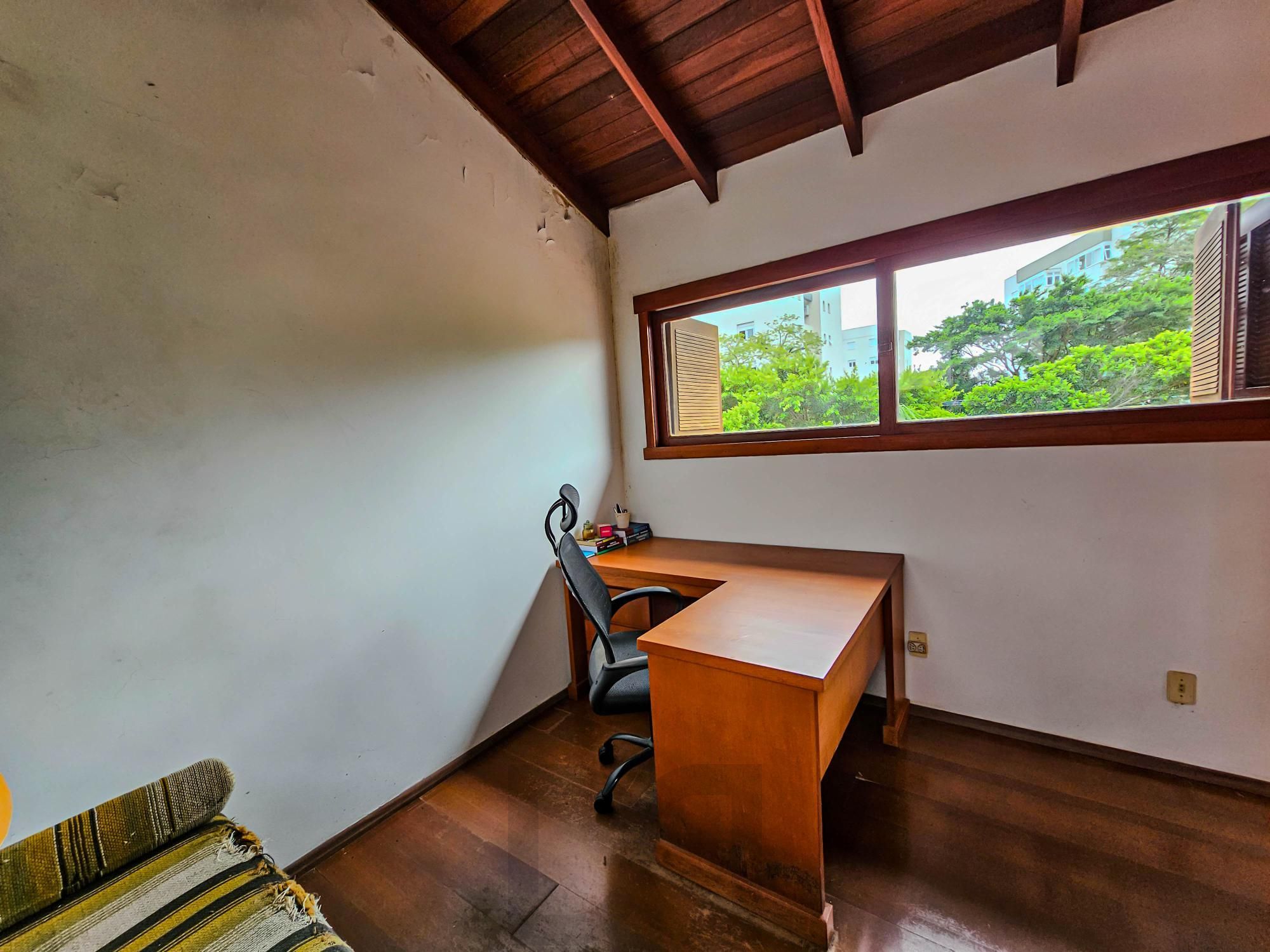 Casa em condomínio fechado, 5 dormitórios, Bairro Teresópolis — foto 20