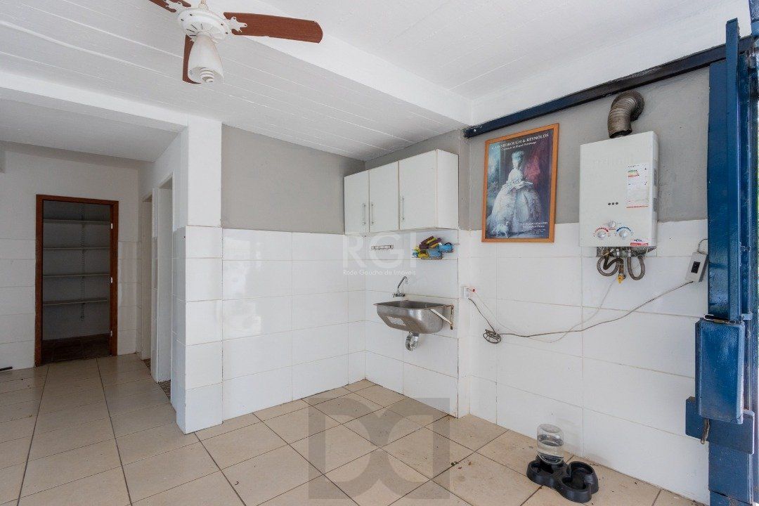 Casa para Venda - 202m², 3 dormitórios, sendo 1 suites, 2 vagas - Cristal — foto 36
