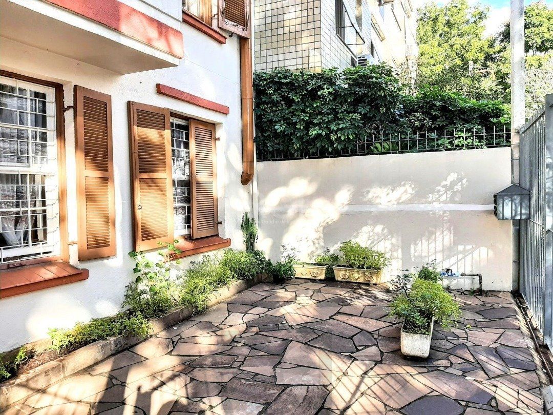 Apartamento para Venda - 74.81m², 2 dormitórios, Auxiliadora — foto 1