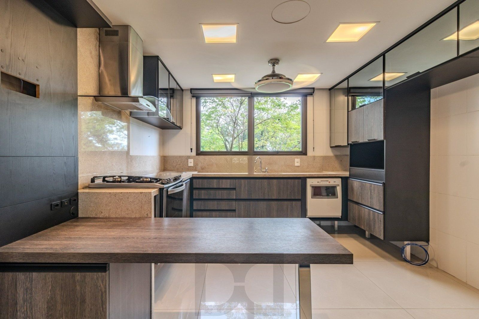 Alto Padrão no TERRAZAS: 4 Suítes, 312m² e Vista Incrível para a Natureza — foto 13