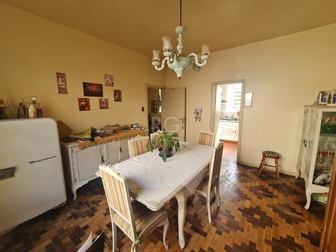 Casa para Venda - 234m², 4 dormitórios, sendo 1 suites, Vila Assunção — foto 9