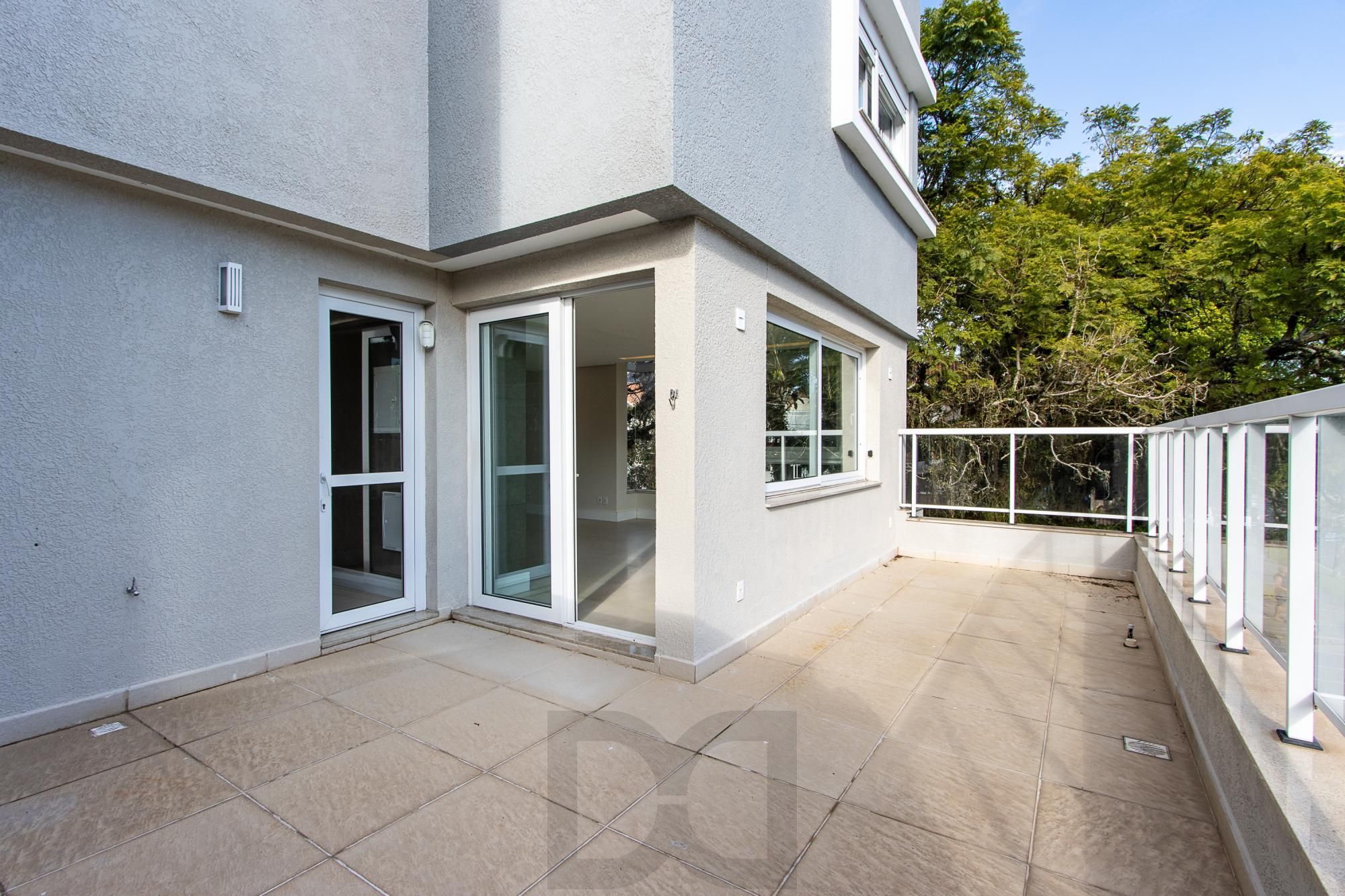 Casa de esquina à venda na Av. Copacabana | 3 dormitórios | 3 vagas | — foto 22