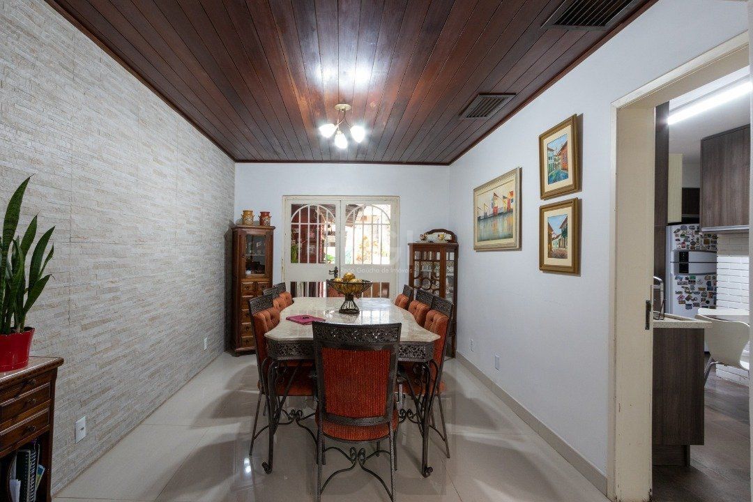 Casa para Venda - 300m², 4 dormitórios, sendo 2 suites, 4 vagas - Vila Assunção — foto 10
