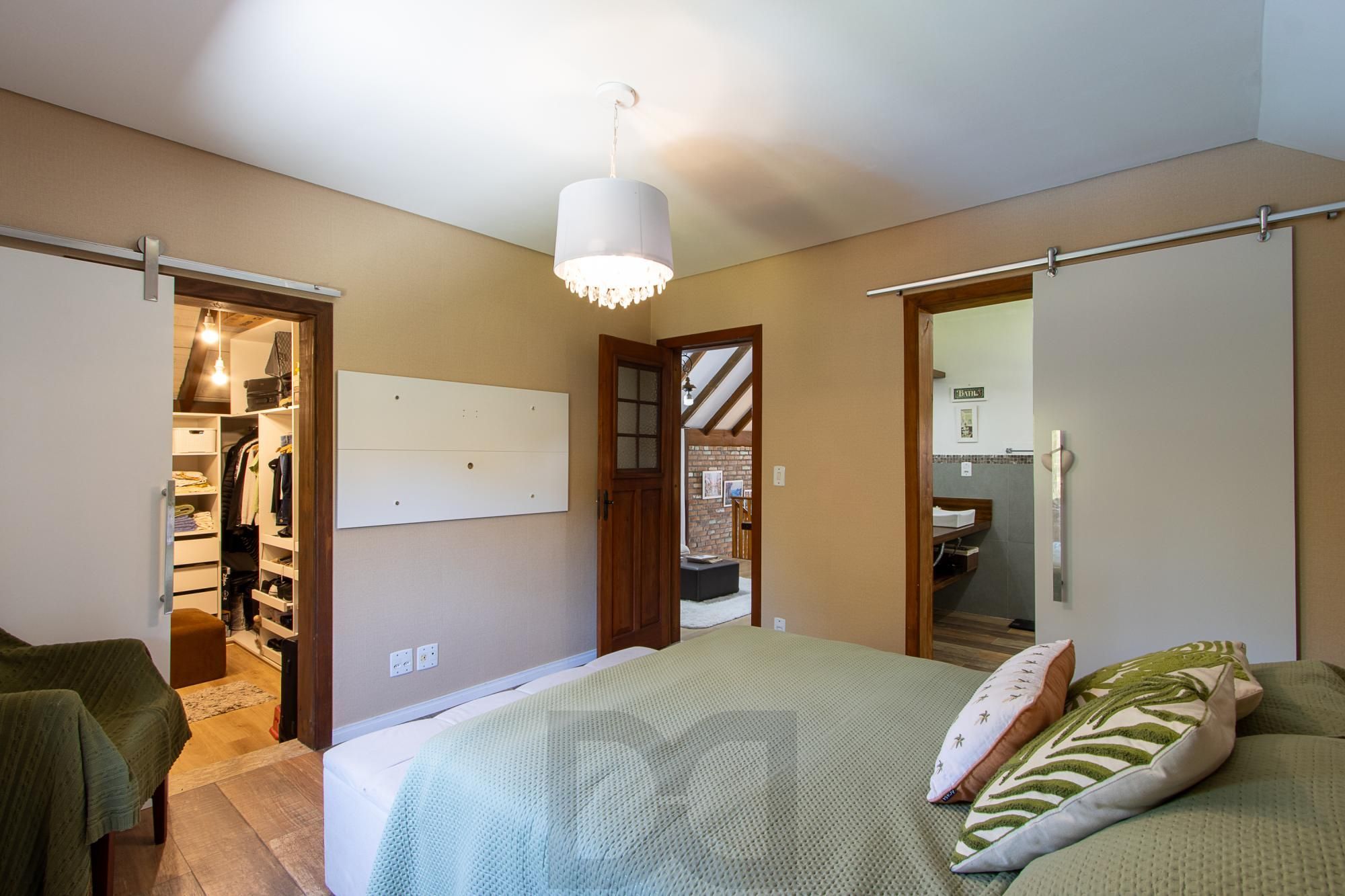 Casa 4 suites no Terra Ville, com home office, estar íntimo, 4 vagas e piscina. — foto 42