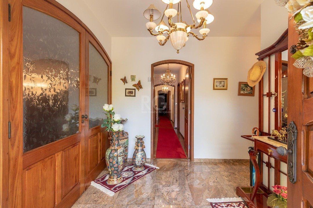 Casa para Venda - 725m², 4 dormitórios, sendo 1 suites, 4 vagas - Vila Assunção — foto 3