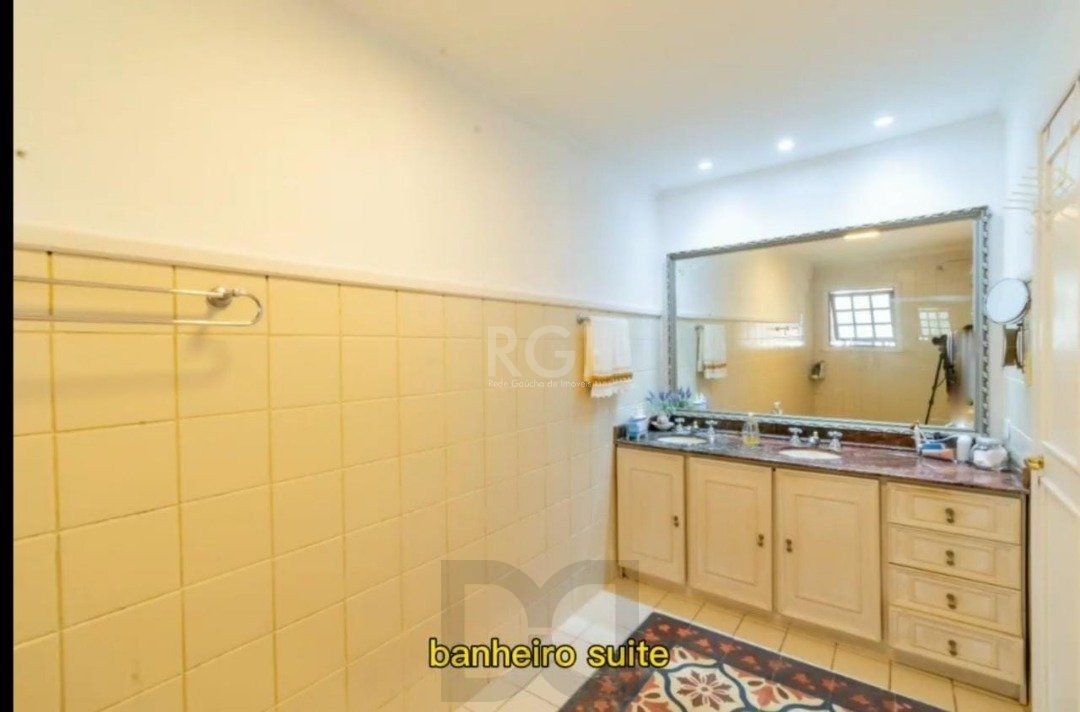 Casa para Venda - 280m², 4 dormitórios, sendo 1 suites, 3 vagas - Jardim Isabel — foto 13