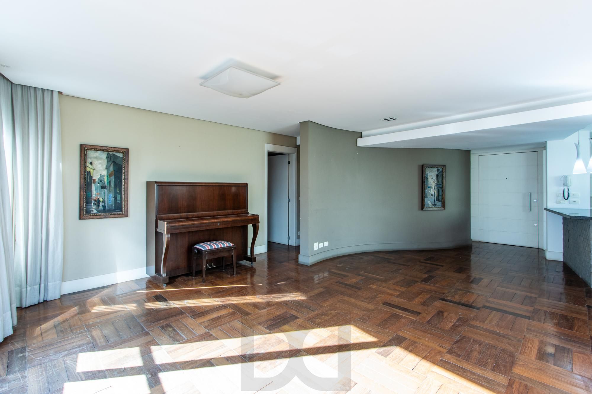 Apartamento amplo, com 2 suítes e 2 vagas cobertas- Bairro Bela Vista — foto 6
