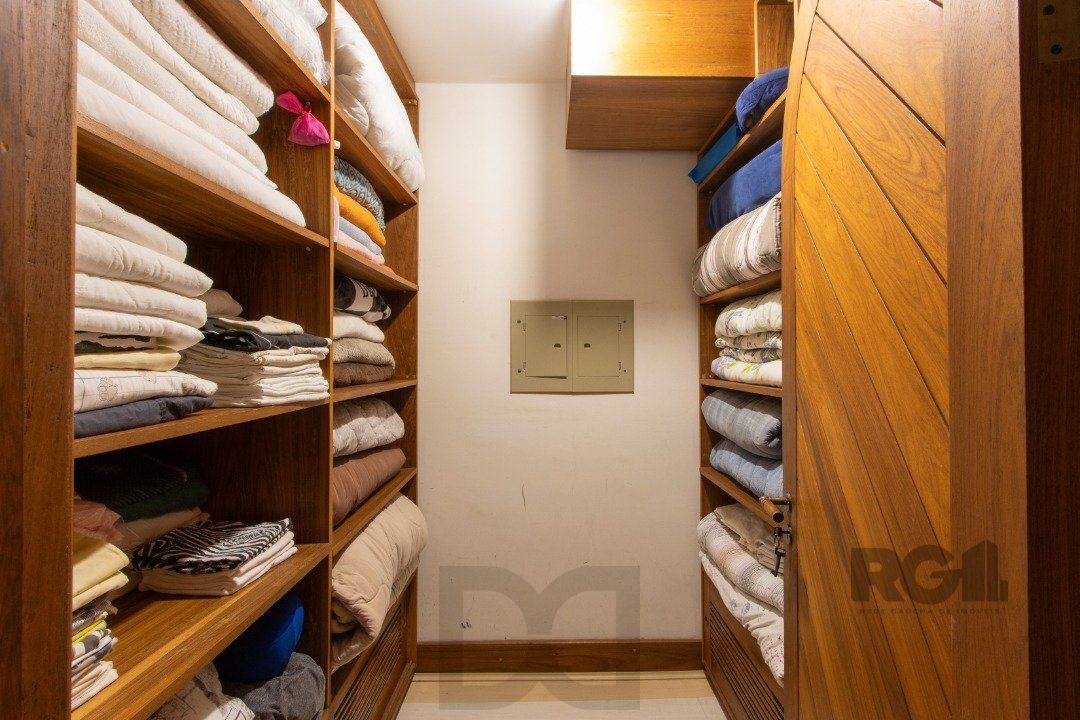 Casa para Venda - 645m², 4 dormitórios, sendo 4 suites, 11 vagas - Tristeza — foto 52