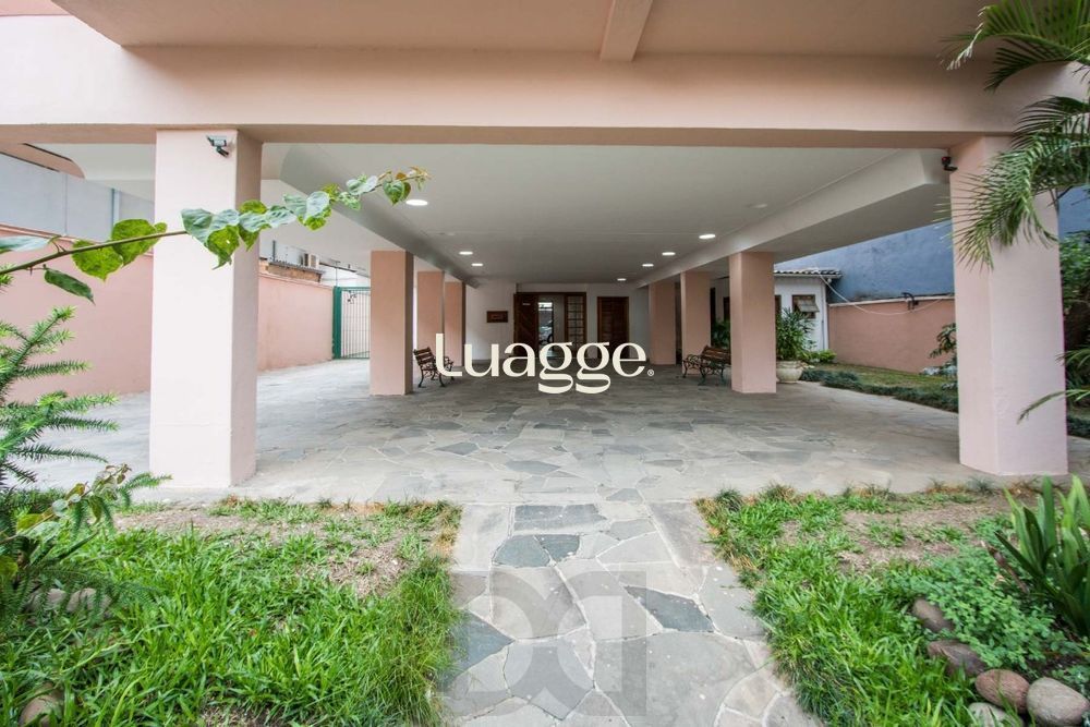 Apartamento de 2 dormitórios, 2 banheiros e 1 vaga no bairro Cristal. — foto 2