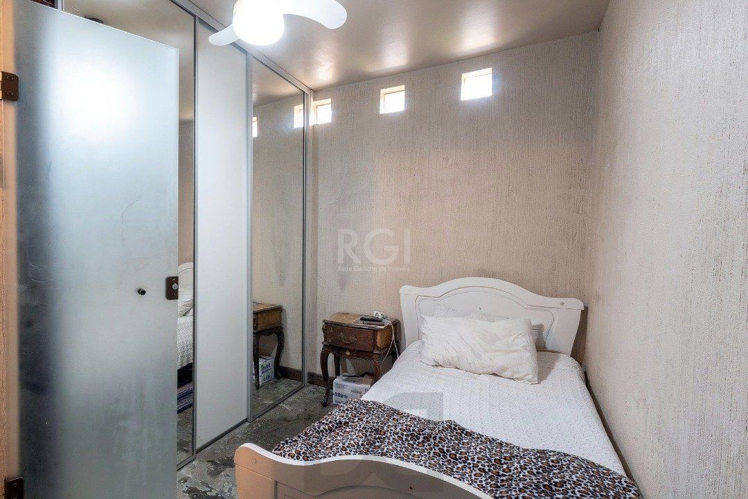 Casa para Venda - 418m², 4 dormitórios, sendo 1 suites, 2 vagas - Jardim Isabel — foto 20